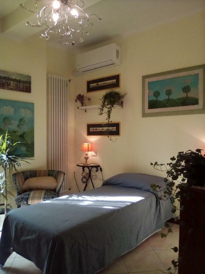 B&B Zia Lelly Fano Exterior foto